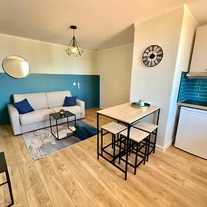  Appartement Deux Pièces Port Vauban - Vieil
